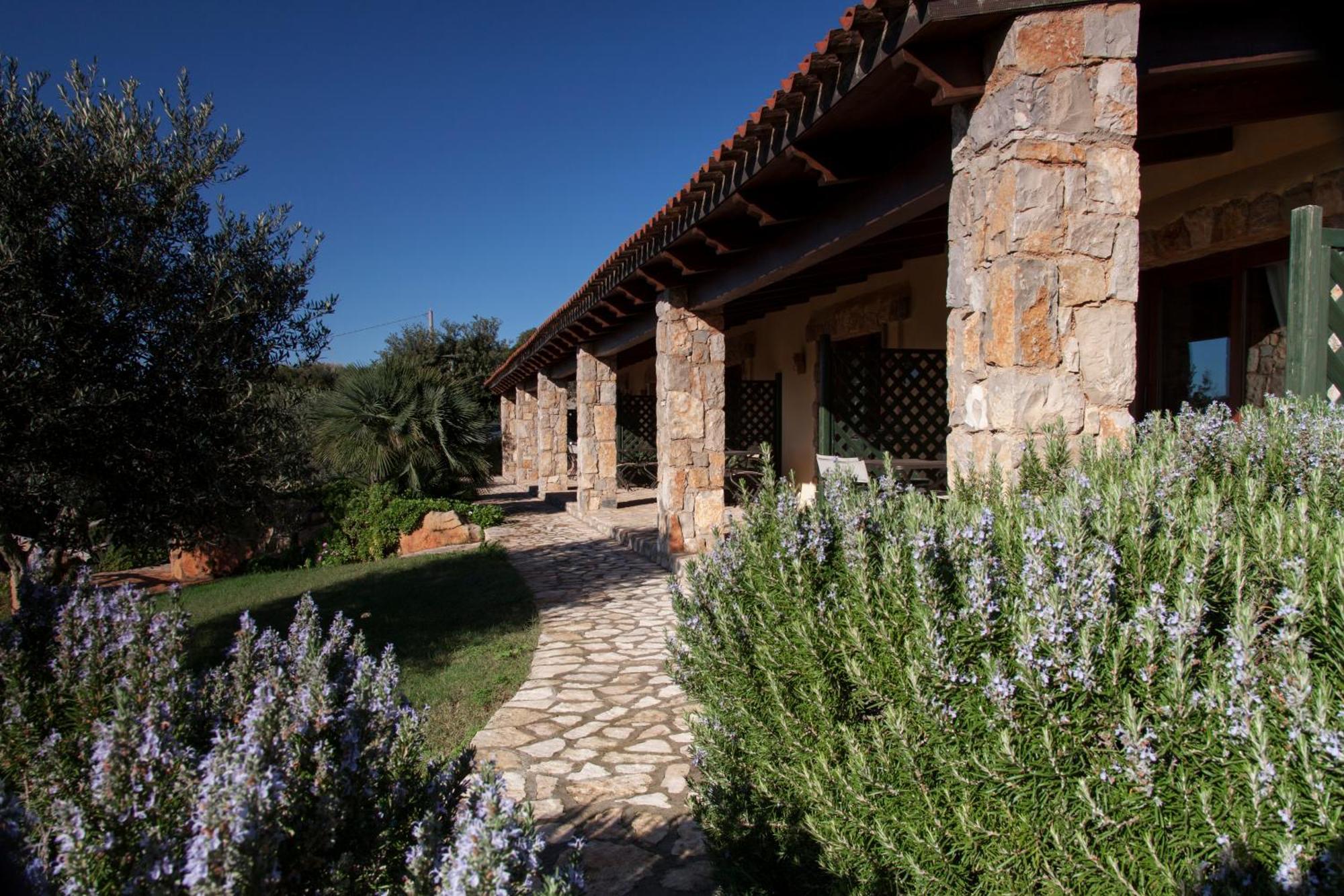 Agri Resort San Giuliano ซานตา มาเรีย ลา ปาลมา ภายนอก รูปภาพ